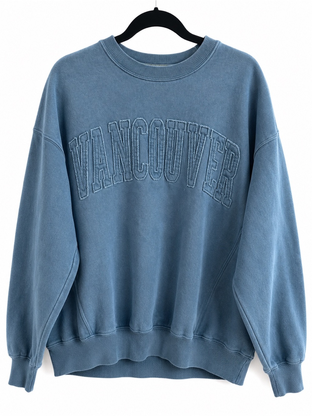 Arizona Jean Co Vancouver Tonal Embroidered Crewneck Sweatshirt Blue Pullover M